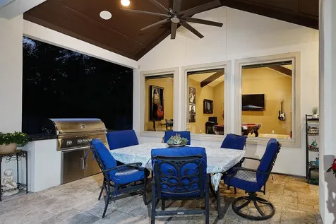 105 Larkhaven Drive Montgomery TX 77316