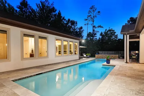 105 Larkhaven Drive Montgomery TX 77316