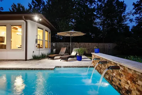 105 Larkhaven Drive Montgomery TX 77316