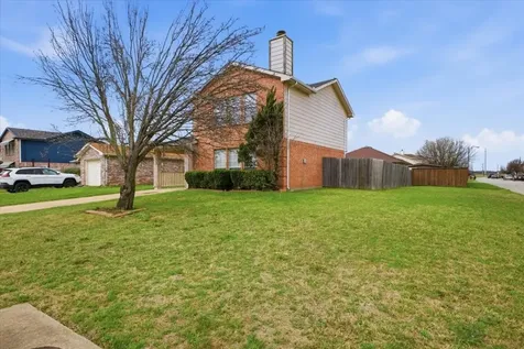 7200 Autumn Glen Drive Forest Hill TX 76140