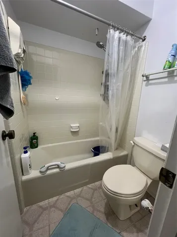 1021 Willow Oaks Circle Pasadena TX 77506