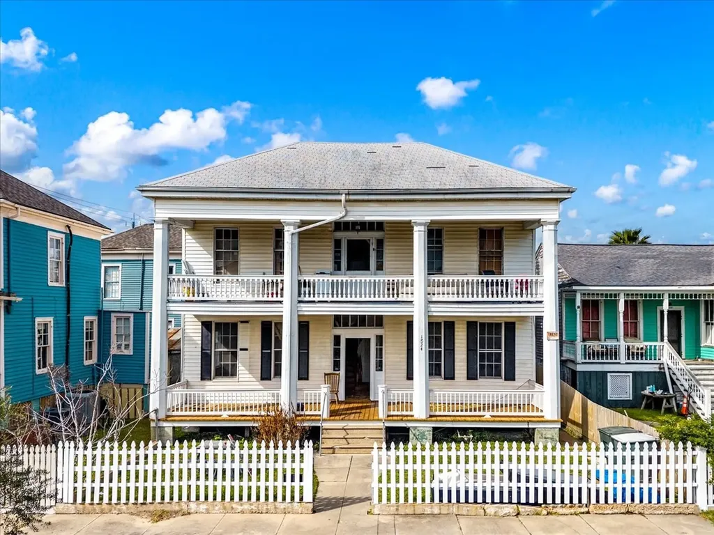 1524 Mechanic Street 5 Galveston TX 77550