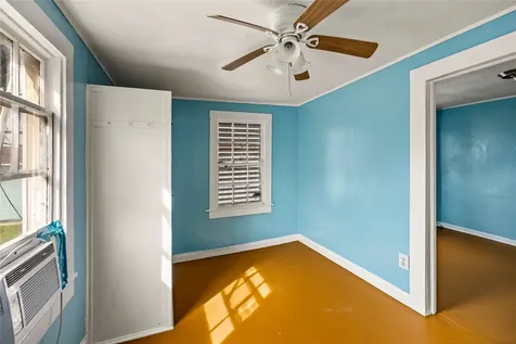 1524 Mechanic Street 5 Galveston TX 77550