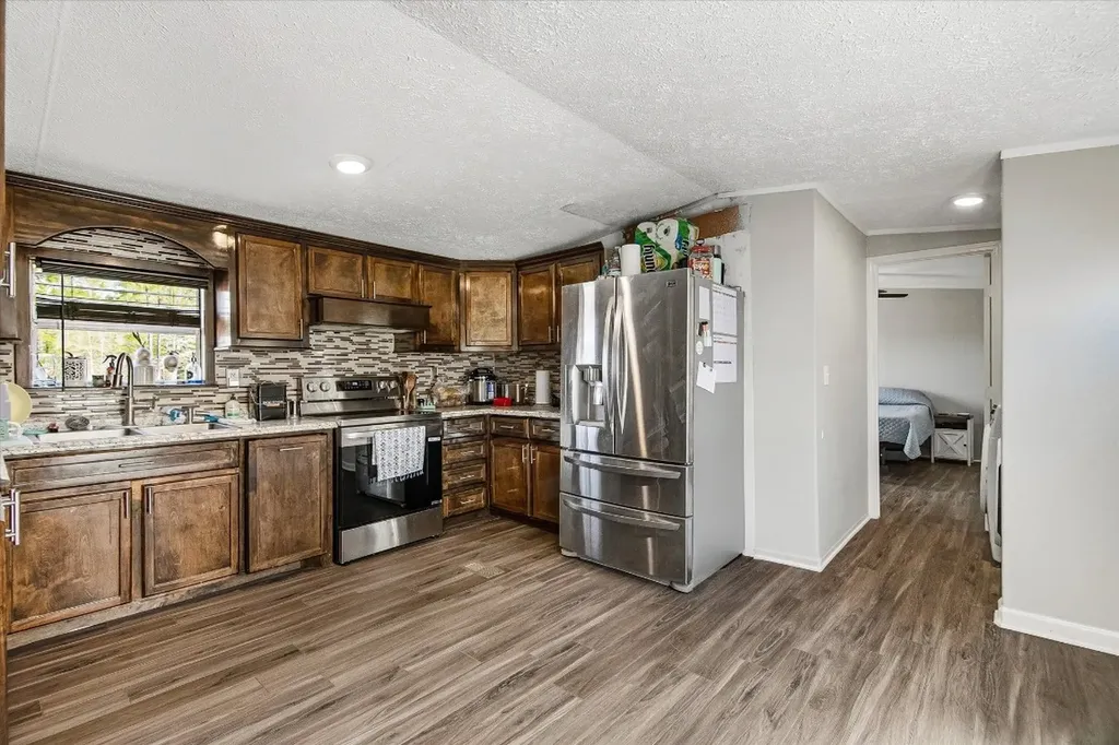 510 Road 5512 Cleveland TX 77327