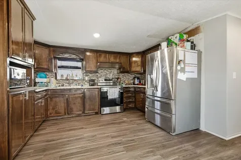 510 Road 5512 Cleveland TX 77327