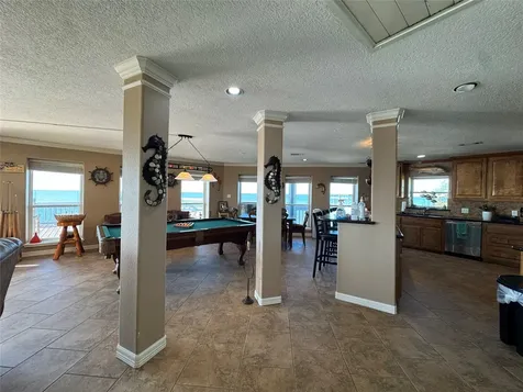 128 White Heron Drive Anahuac TX 77514