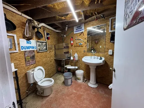 128 White Heron Drive Anahuac TX 77514