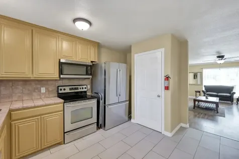 125 Pine Street Prairie View TX 77445