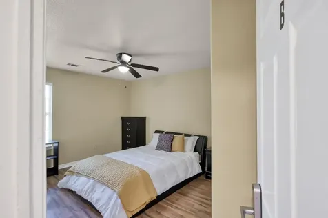 125 Pine Street Prairie View TX 77445