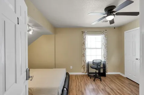 125 Pine Street Prairie View TX 77445