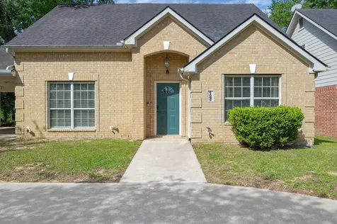 125 Pine Street Prairie View TX 77445
