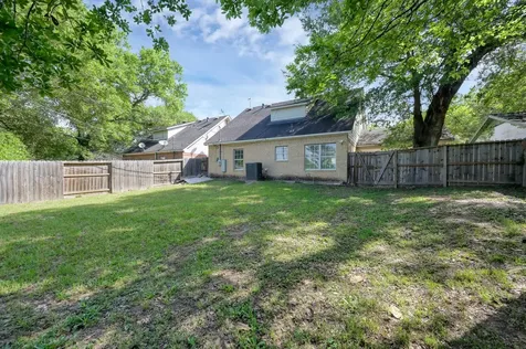 125 Pine Street Prairie View TX 77445