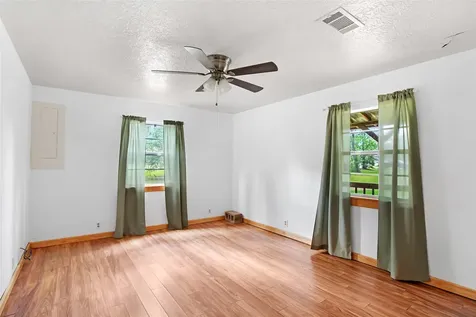 186 County Road 637 Dayton TX 77535