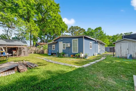 968 Garapan Street Houston TX 77091