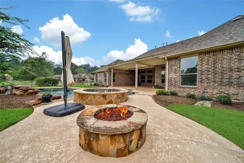 15219 Beisert Circle Magnolia TX 77355
