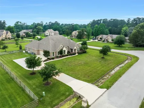 15219 Beisert Circle Magnolia TX 77355