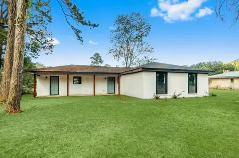 749 County Road 774 Buna TX 77612