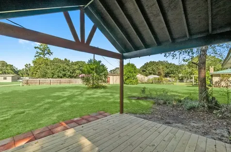 749 County Road 774 Buna TX 77612