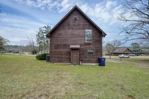 41 Hunters Creek Drive Huntsville TX 77340