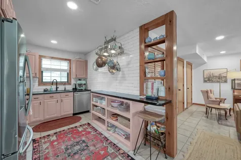 41 Hunters Creek Drive Huntsville TX 77340
