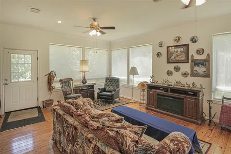 233 Taylor Cemetery Road Moscow TX 75960