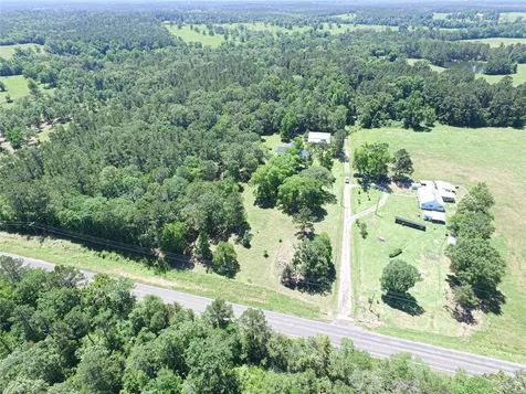 233 Taylor Cemetery Road Moscow TX 75960