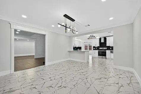 5607 Pebble Springs Drive Houston TX 77066