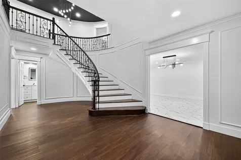 5607 Pebble Springs Drive Houston TX 77066