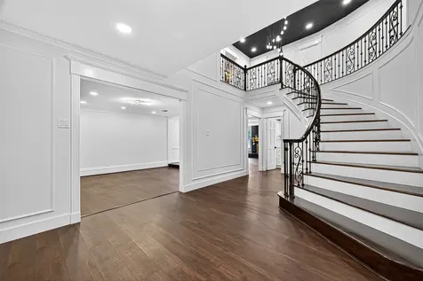 5607 Pebble Springs Drive Houston TX 77066