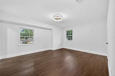 5607 Pebble Springs Drive Houston TX 77066