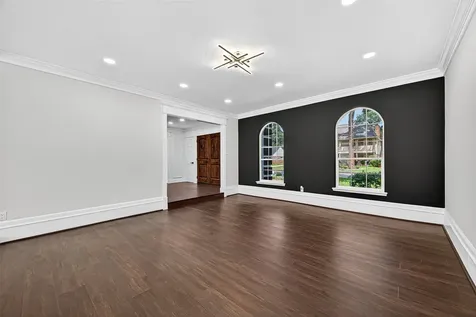 5607 Pebble Springs Drive Houston TX 77066