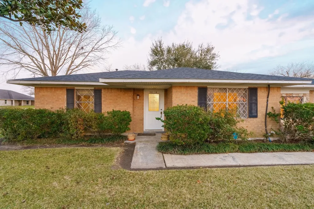 5816 Pastel Avenue Port Arthur TX 77640