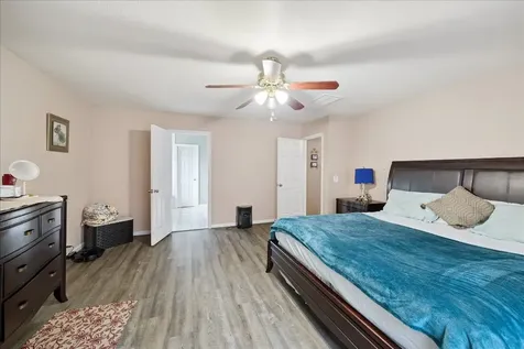 4743 Pin Oak Creek Lane Kingwood TX 77345