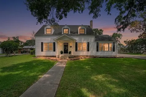 1008 Heights Street El Campo TX 77437