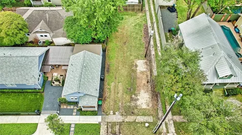 238 W 16th Street Houston TX 77008