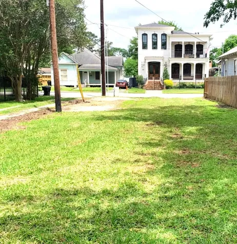 238 W 16th Street Houston TX 77008