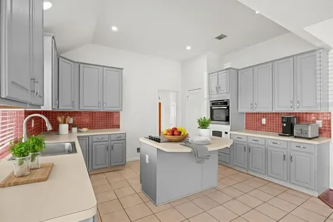 6314 Castle Lane Drive Houston TX 77066