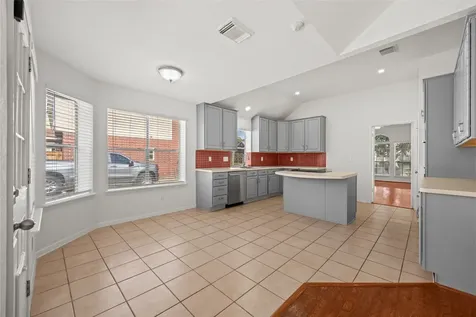 6314 Castle Lane Drive Houston TX 77066