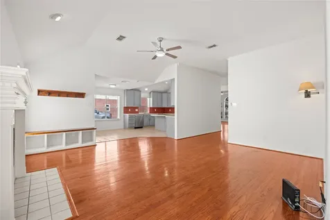 6314 Castle Lane Drive Houston TX 77066