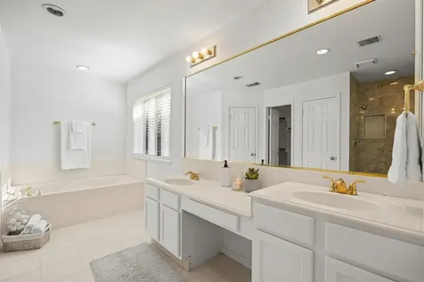 6314 Castle Lane Drive Houston TX 77066