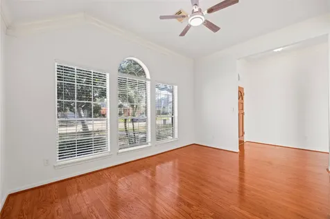 6314 Castle Lane Drive Houston TX 77066
