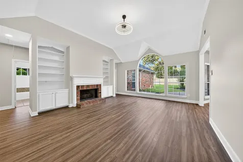 2015 Rosalyn Court Sugar Land TX 77478