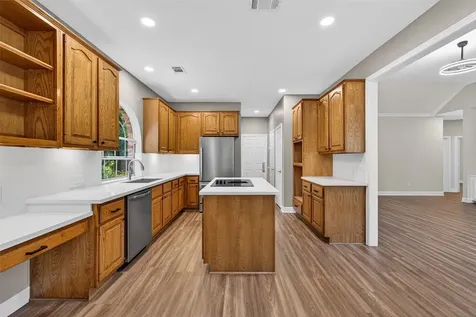 2015 Rosalyn Court Sugar Land TX 77478