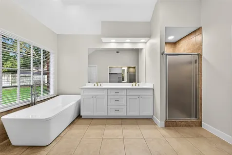 2015 Rosalyn Court Sugar Land TX 77478