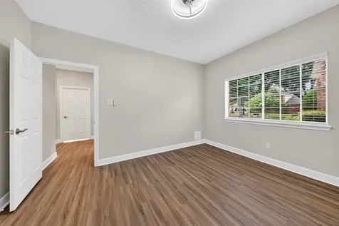 2015 Rosalyn Court Sugar Land TX 77478