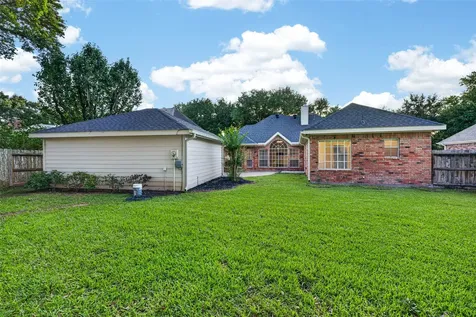 2015 Rosalyn Court Sugar Land TX 77478