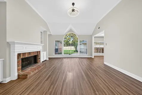 2015 Rosalyn Court Sugar Land TX 77478