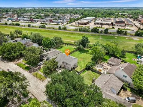 205 Oak Harbor Drive Houston TX 77062