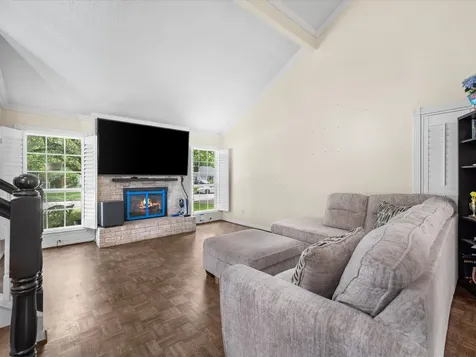 205 Oak Harbor Drive Houston TX 77062
