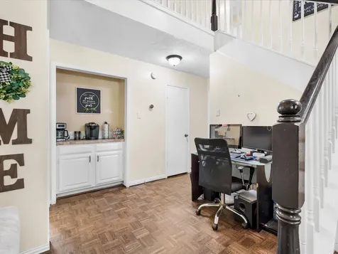205 Oak Harbor Drive Houston TX 77062